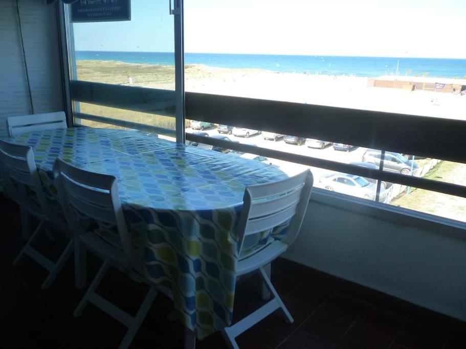 Sur La Plage, Vue Sur Mer, Spacieux T3 Au Calme Saint-Cyprien  Exterior foto